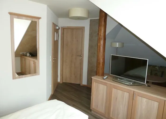 Brauereigasthof Marktmuhle Otel